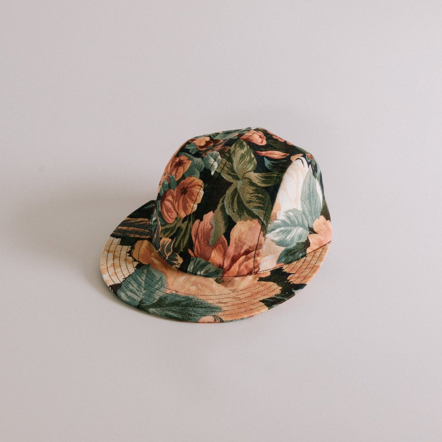 *Thelma : Anemones & dahlias SIZE M